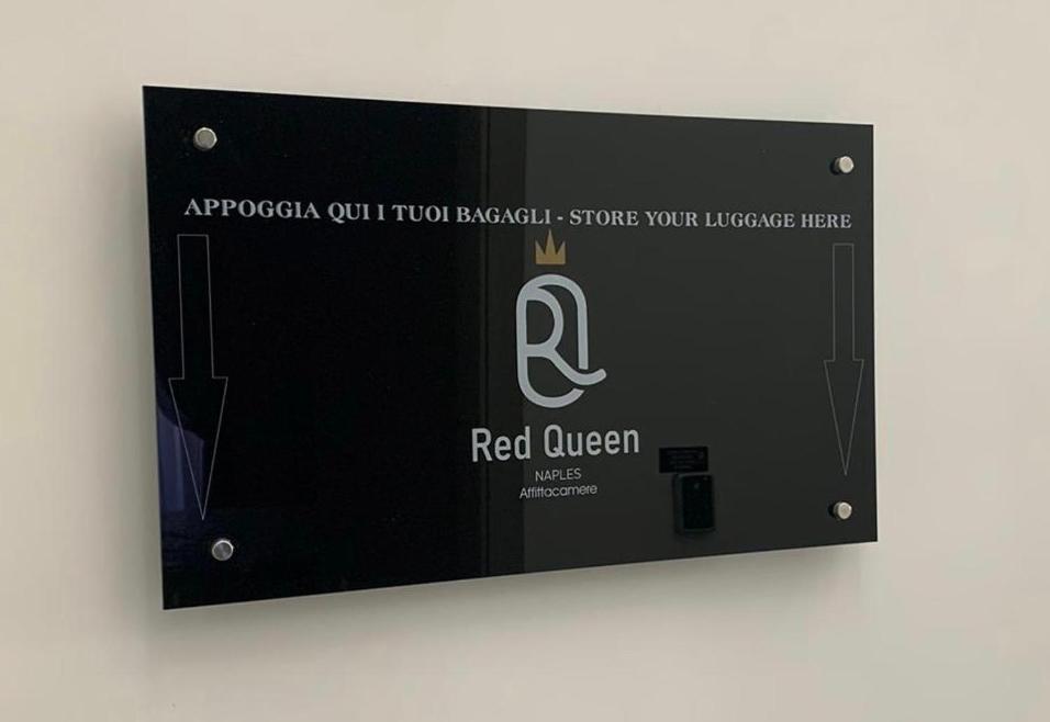 Red Queen Неаполь Экстерьер фото