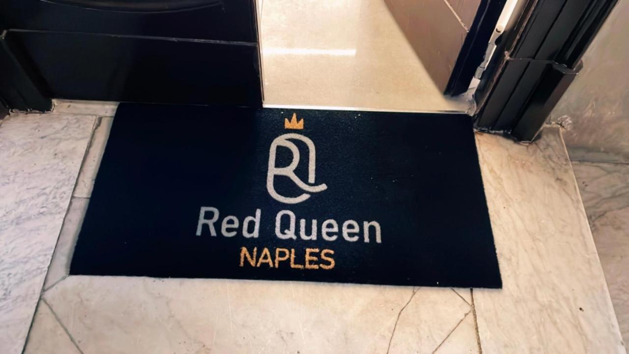 Red Queen Неаполь Экстерьер фото