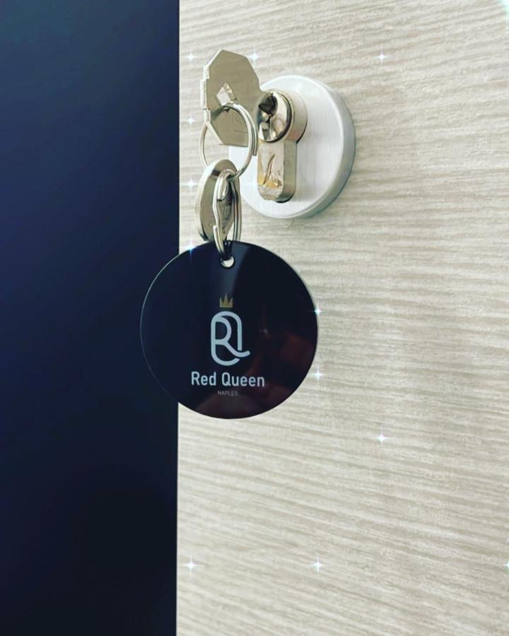 Red Queen Неаполь Экстерьер фото